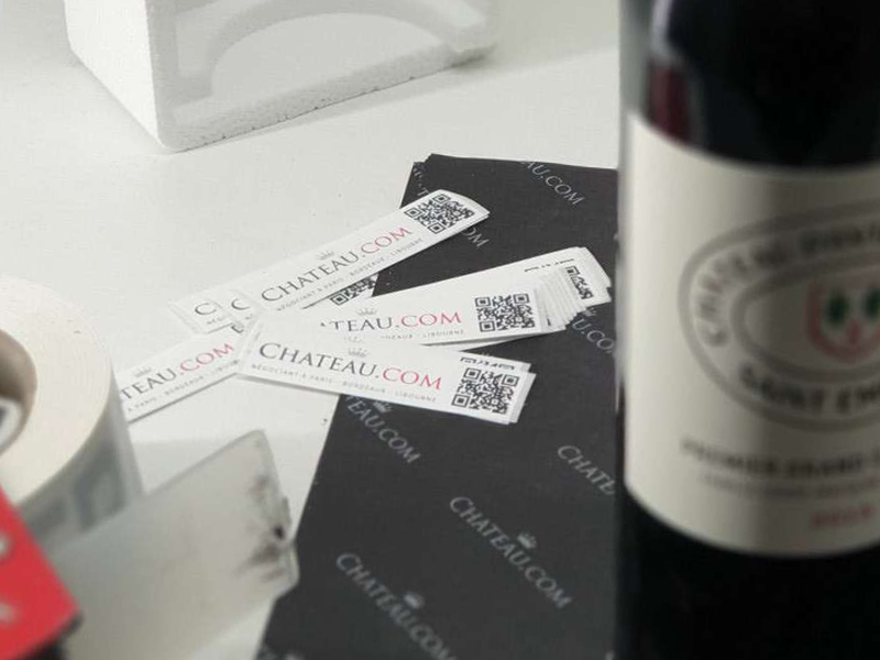 Labels ensuring the verification of the bottles